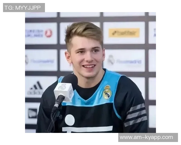 东契奇三分球出手高效低伤害是否真是侠迷心中的偶像