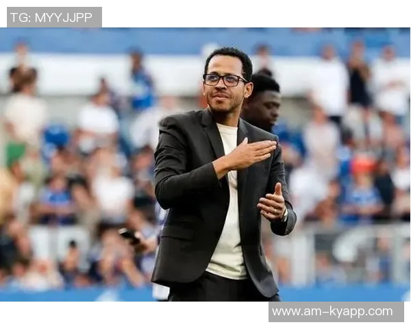 英媒称BlueCo需优先为斯特拉斯堡寻找新主帅忽视白堡本赛季表现